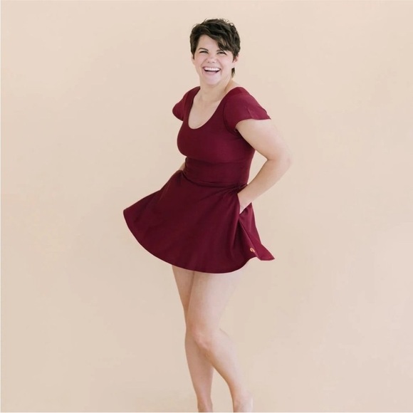 HONEYMARK swimsuit pepper dress top in wine burgundy - Picture 1 of 8